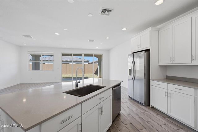 2542 W PECAN Road, Phoenix, AZ 85041