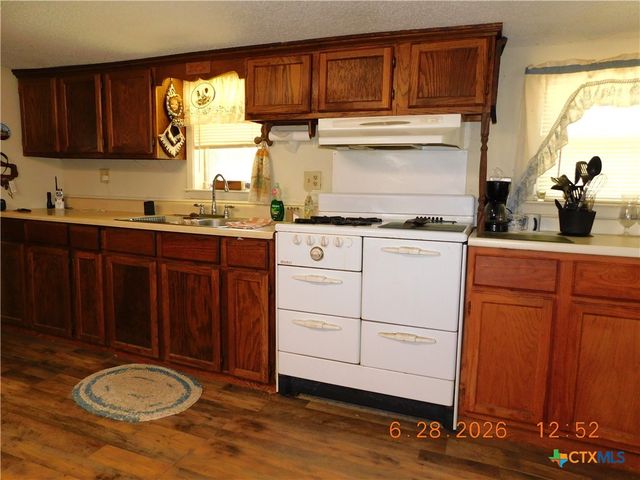 27002 State Highway 172, Port Lavaca, TX 77979