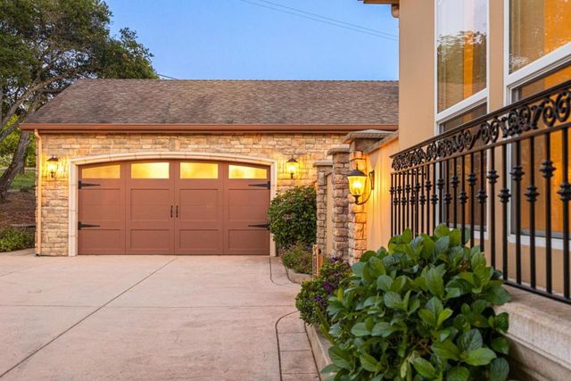 960 Smith Road, Watsonville, CA 95076