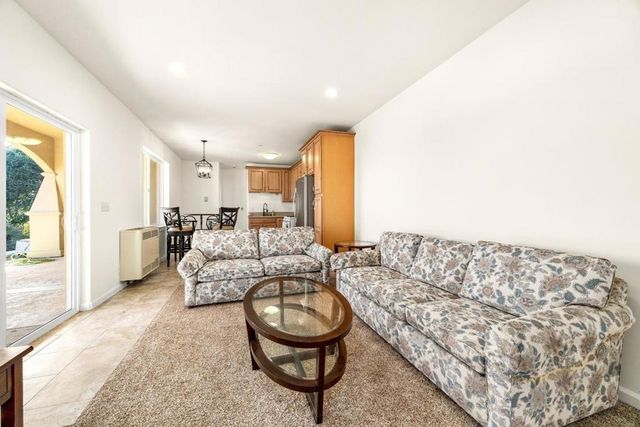 960 Smith Road, Watsonville, CA 95076