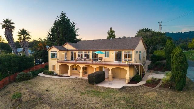 960 Smith Road, Watsonville, CA 95076