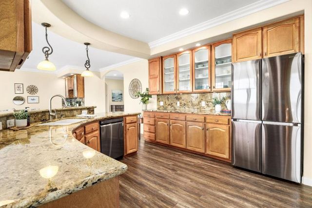 960 Smith Road, Watsonville, CA 95076
