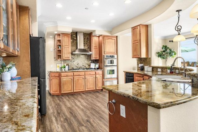 960 Smith Road, Watsonville, CA 95076