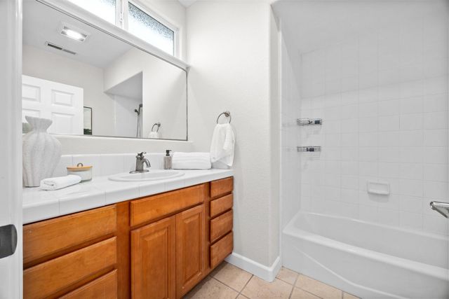 1576 Heritage Lane, Santa Cruz, CA 95062