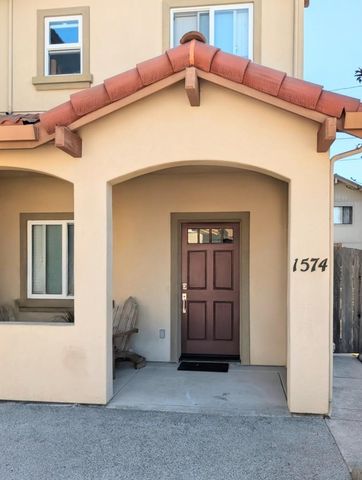 1576 Heritage Lane, Santa Cruz, CA 95062