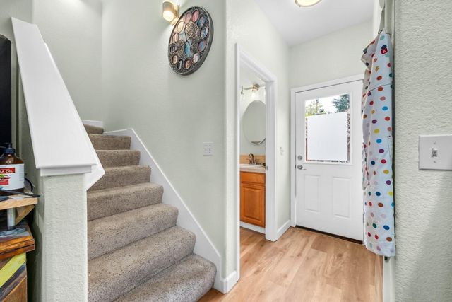 1576 Heritage Lane, Santa Cruz, CA 95062