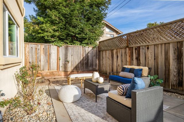 1576 Heritage Lane, Santa Cruz, CA 95062