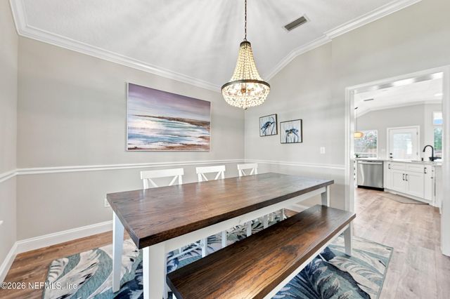 829 BONAIRE Circle, Jacksonville Beach, FL 32250