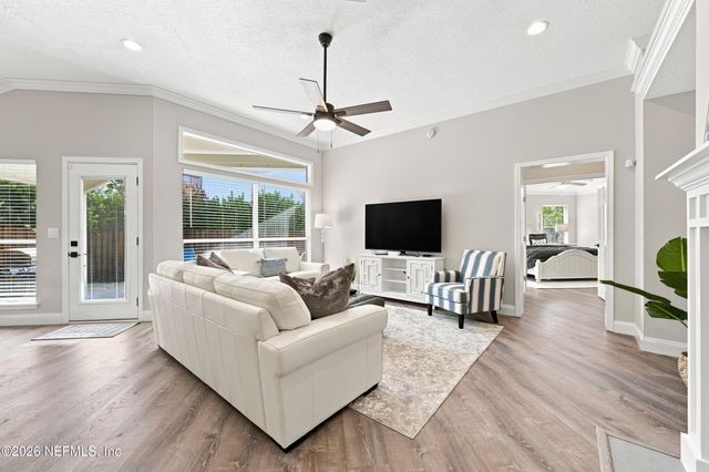 829 BONAIRE Circle, Jacksonville Beach, FL 32250