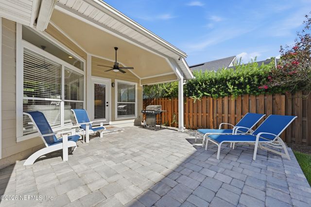 829 BONAIRE Circle, Jacksonville Beach, FL 32250