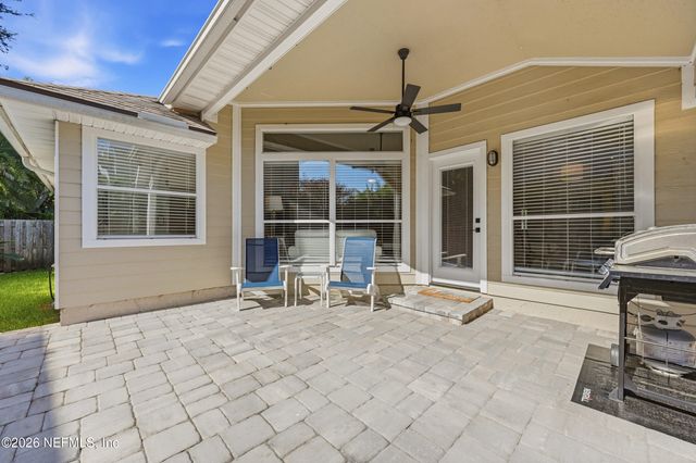 829 BONAIRE Circle, Jacksonville Beach, FL 32250