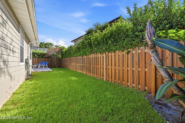 829 BONAIRE Circle, Jacksonville Beach, FL 32250
