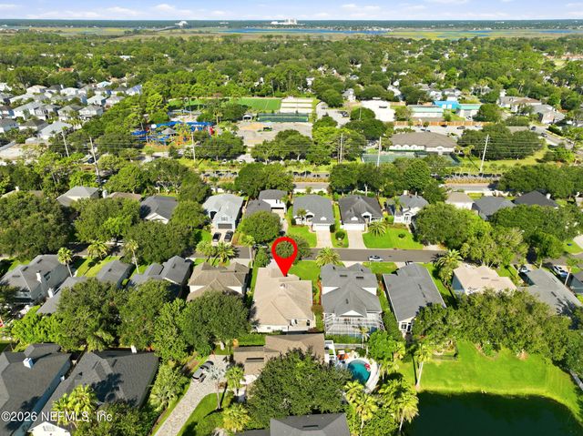 829 BONAIRE Circle, Jacksonville Beach, FL 32250