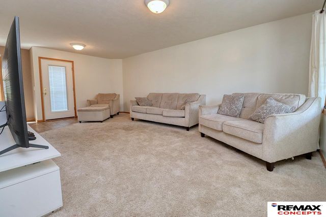 1123 Rainy River Bay, Lincoln, NE 68505