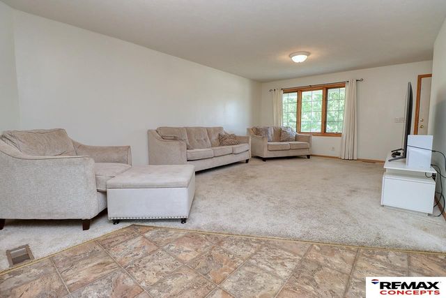 1123 Rainy River Bay, Lincoln, NE 68505