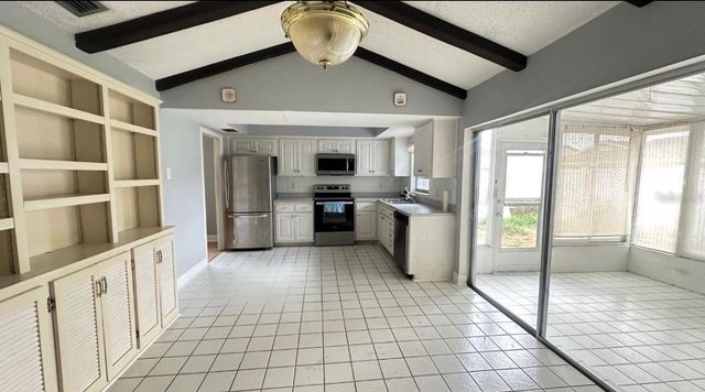 2380 TIMBERCREST CIRCLE W, Clearwater, FL 33763