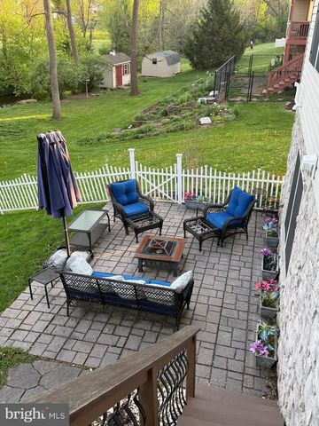 126 CRANBROOK DR, Dover, PA 17315