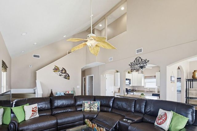 1327 Emerald Drive, Crystal Beach, TX 77650