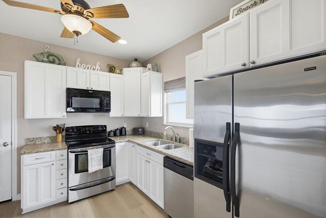 1327 Emerald Drive, Crystal Beach, TX 77650