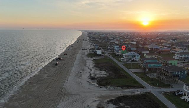 1327 Emerald Drive, Crystal Beach, TX 77650