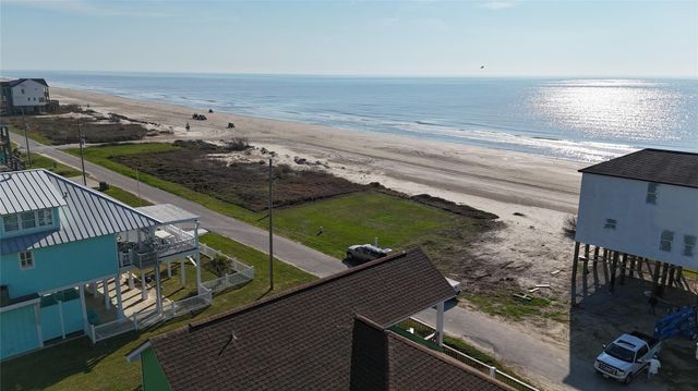 1327 Emerald Drive, Crystal Beach, TX 77650