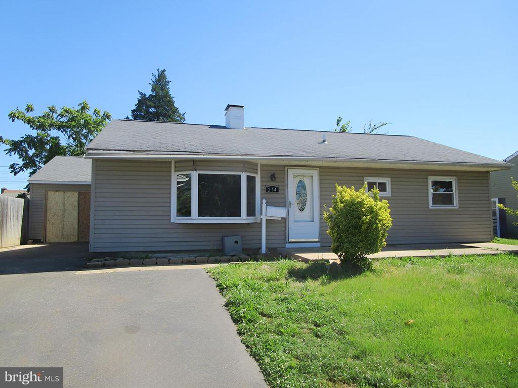 254 N OXFORD VALLEY RD, FAIRLESS HILLS, PA 19030 — photo 3