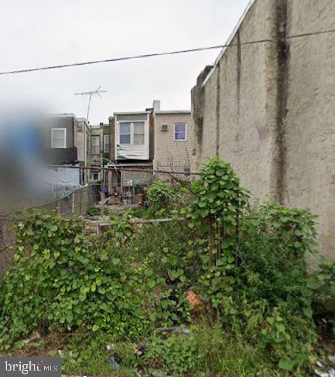 2912 N LEITHGOW ST, Philadelphia, PA 19133