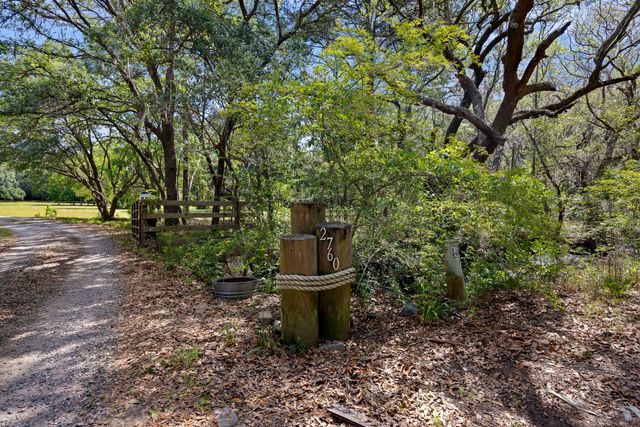 2760 Trucklands Road, Johns Island, SC 29455