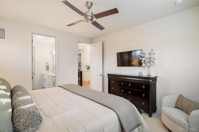 8263 S Queen Street, Littleton, CO 80127