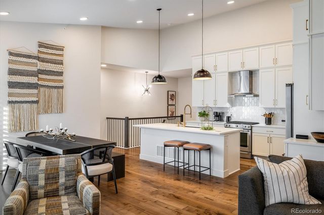 8263 S Queen Street, Littleton, CO 80127