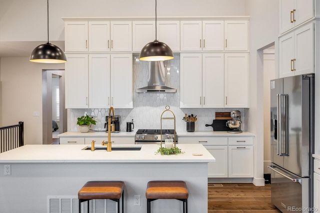 8263 S Queen Street, Littleton, CO 80127