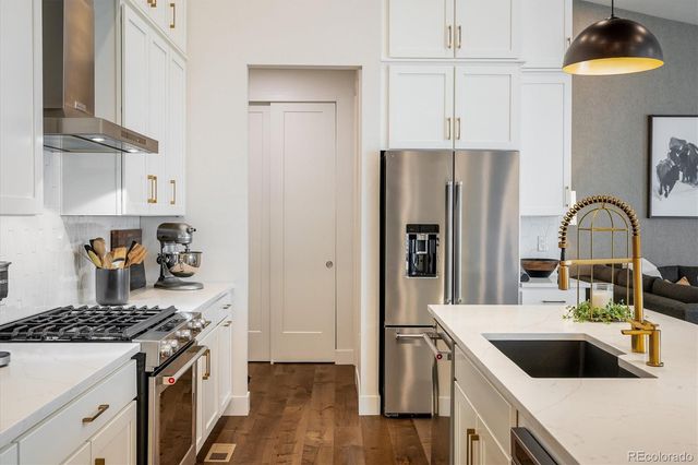 8263 S Queen Street, Littleton, CO 80127