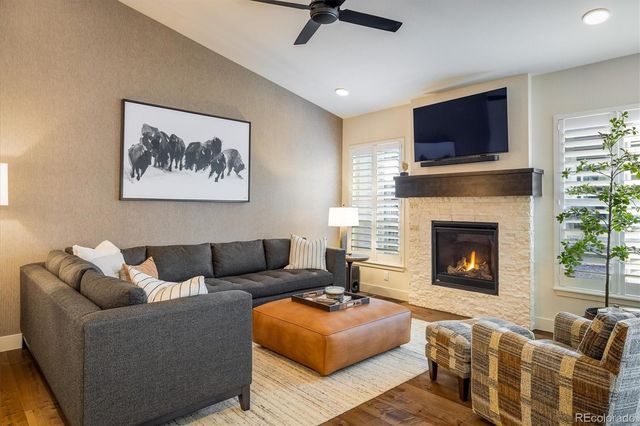 8263 S Queen Street, Littleton, CO 80127