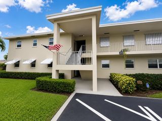 306 S Circle Drive S 104, Boynton Beach, FL 33435