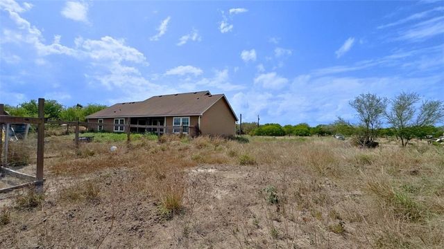 15272 County Road 1568, Odem, TX 78370