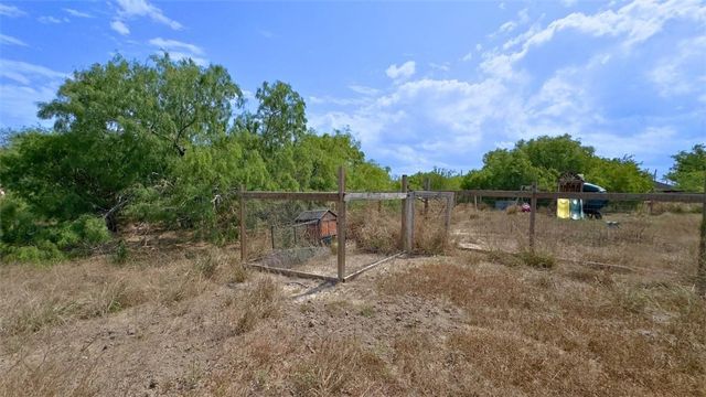 15272 County Road 1568, Odem, TX 78370