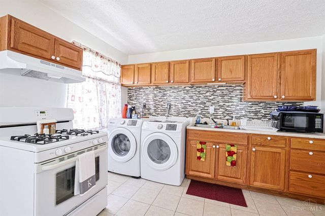 9551 Trafalgar Court, Colerain Twp, OH 45251