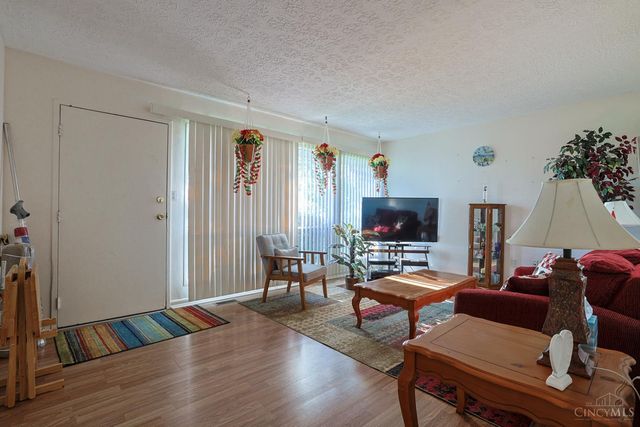 9551 Trafalgar Court, Colerain Twp, OH 45251