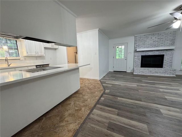 4066 Kingston Court, Saraland, AL 36571