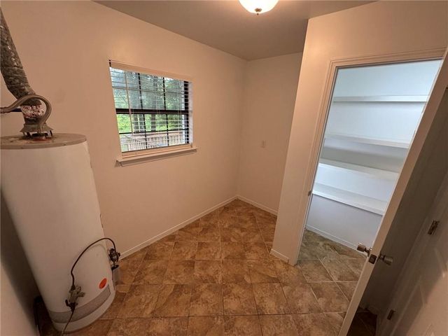 4066 Kingston Court, Saraland, AL 36571