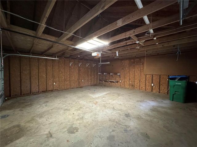 4066 Kingston Court, Saraland, AL 36571