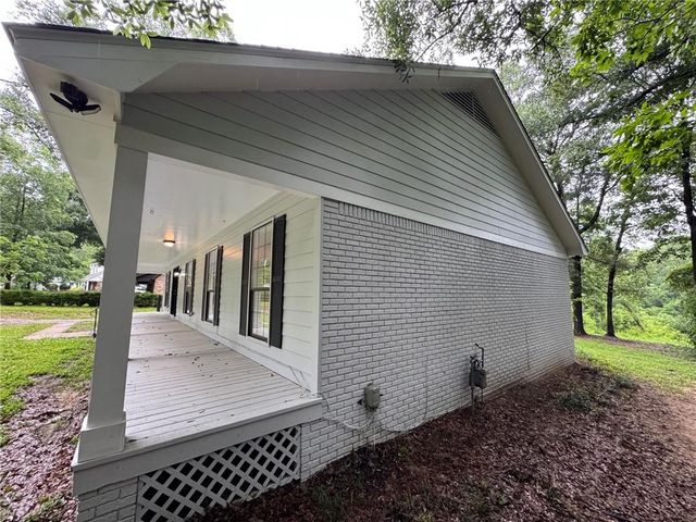 4066 Kingston Court, Saraland, AL 36571