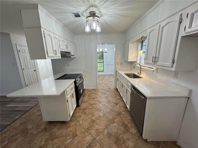 4066 Kingston Court, Saraland, AL 36571