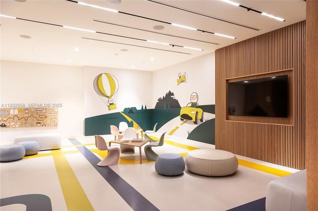 300 Biscayne Boulevard Way 3304C, Miami, FL 33131