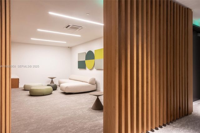 300 Biscayne Boulevard Way 3304C, Miami, FL 33131