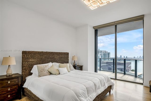 1000 Brickell Plaza PH5503, Miami, FL 33131