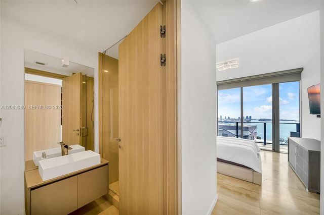 1000 Brickell Plaza PH5503, Miami, FL 33131