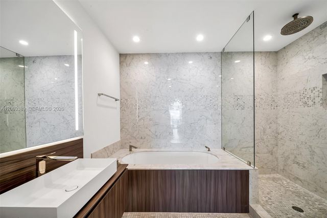 1000 Brickell Plaza PH5503, Miami, FL 33131