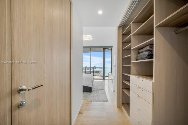 1000 Brickell Plaza PH5503, Miami, FL 33131