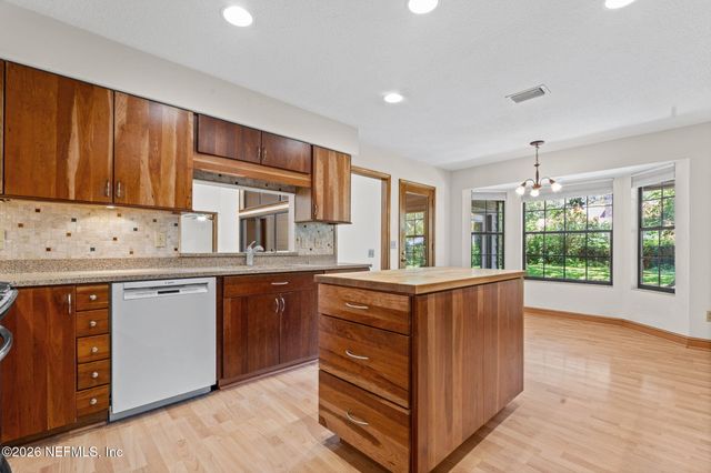 2591 EAGLE BAY Drive, Orange Park, FL 32073